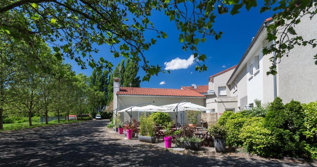 Logis Hotel Le Moulin Des Gardelles Ріон Екстер'єр фото